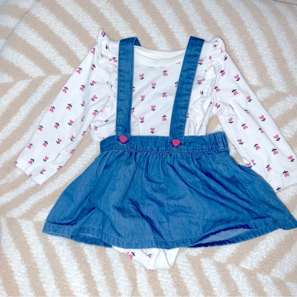 Heart onesie with overall denim dress. 2piece - Picture 2 of 8